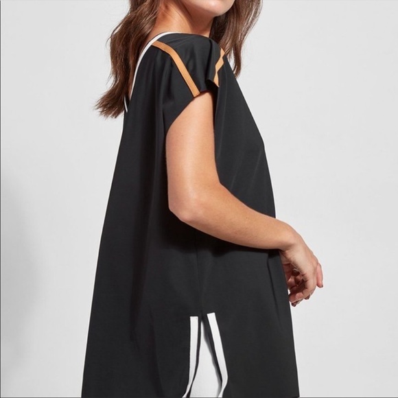 Lysse Ariel Poncho - Picture 2 of 7